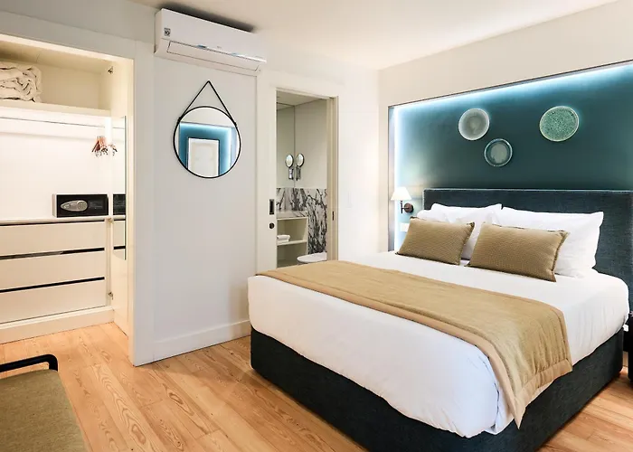 Ando Living - São Nicolau Townhouse